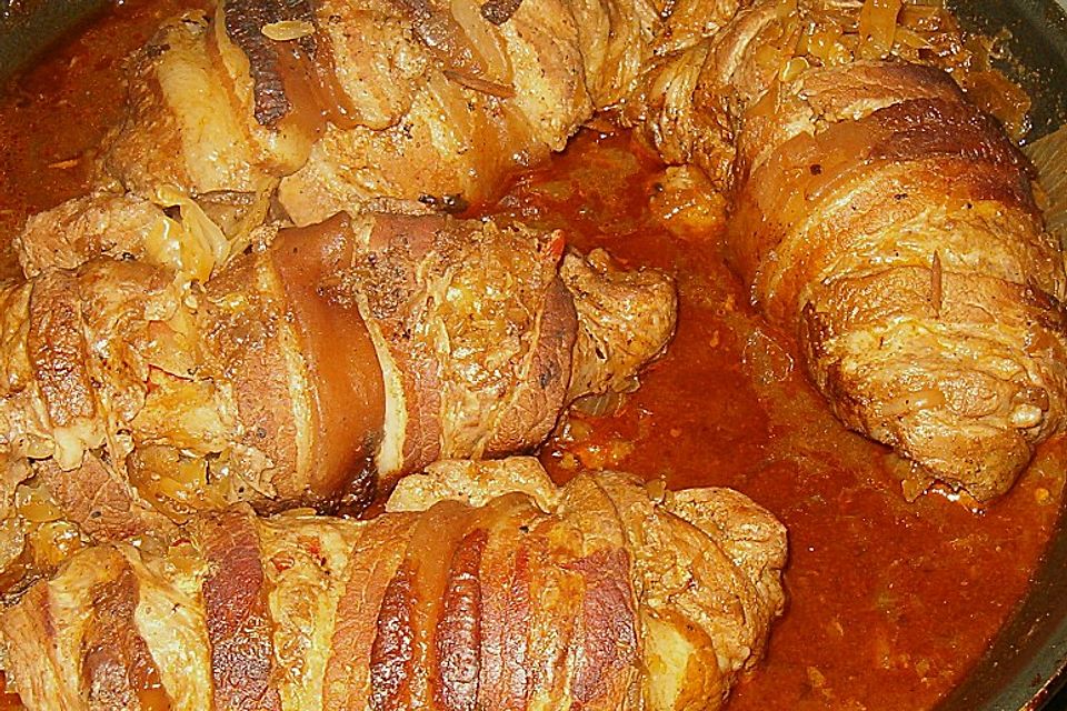 Sauerkraut-Schweinebauch Rouladen