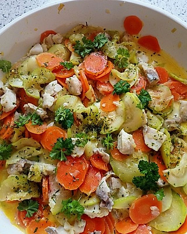 Gemüse-Lachspfanne