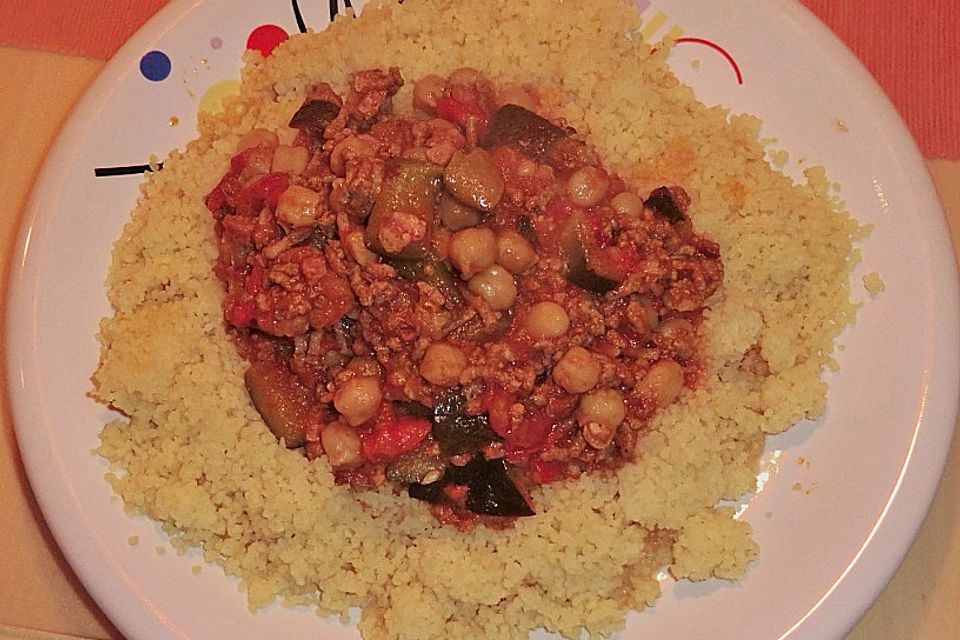 Fleisch mit Couscous