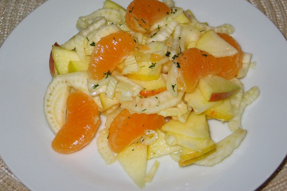 Fenchelsalat mit Apfel und Mandarine