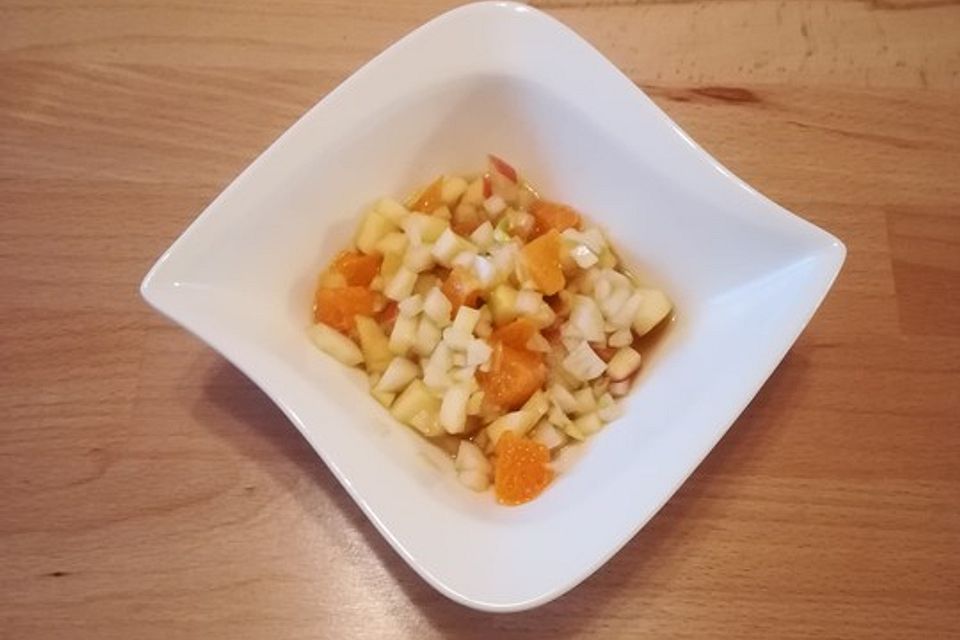 Fenchelsalat mit Apfel und Mandarine