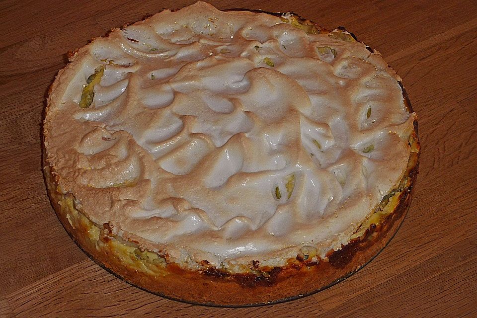 Rhabarberkuchen vom Blech mit Baiserhaube