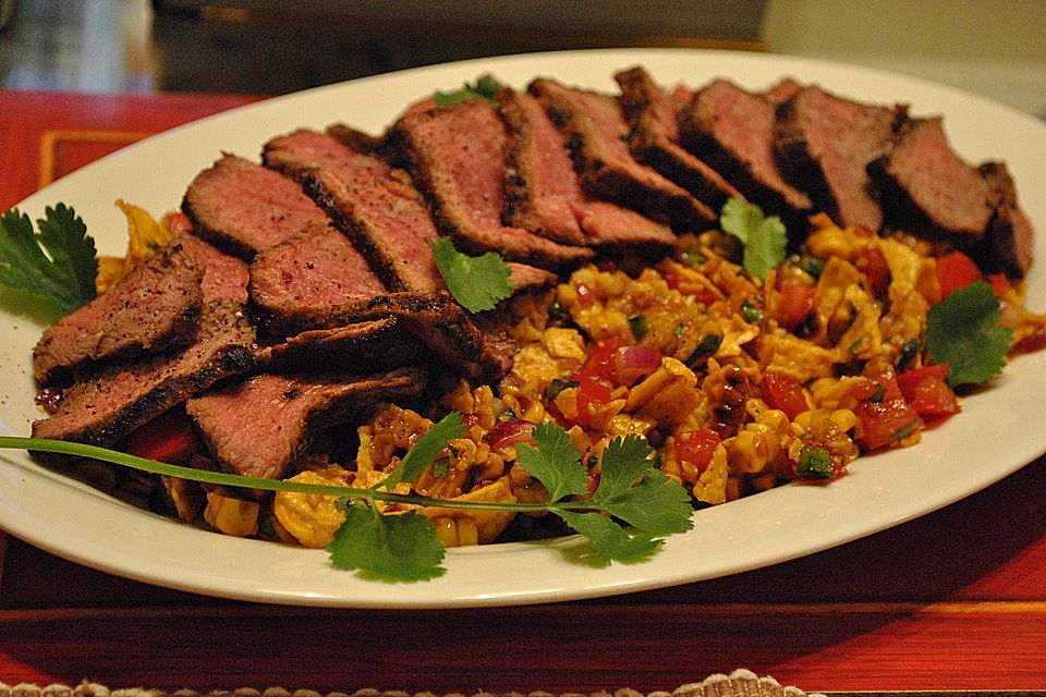 Chilisteak mit Tortillachips-Salat