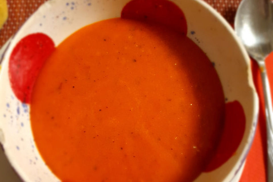 Gazpacho von der gegrillten Paprika