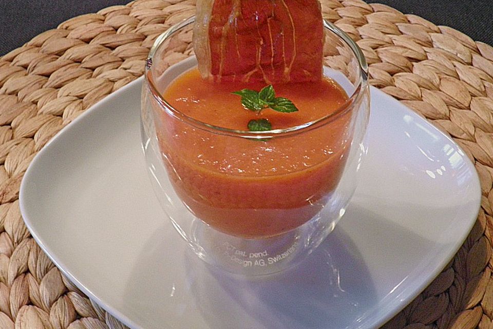 Gazpacho von der gegrillten Paprika