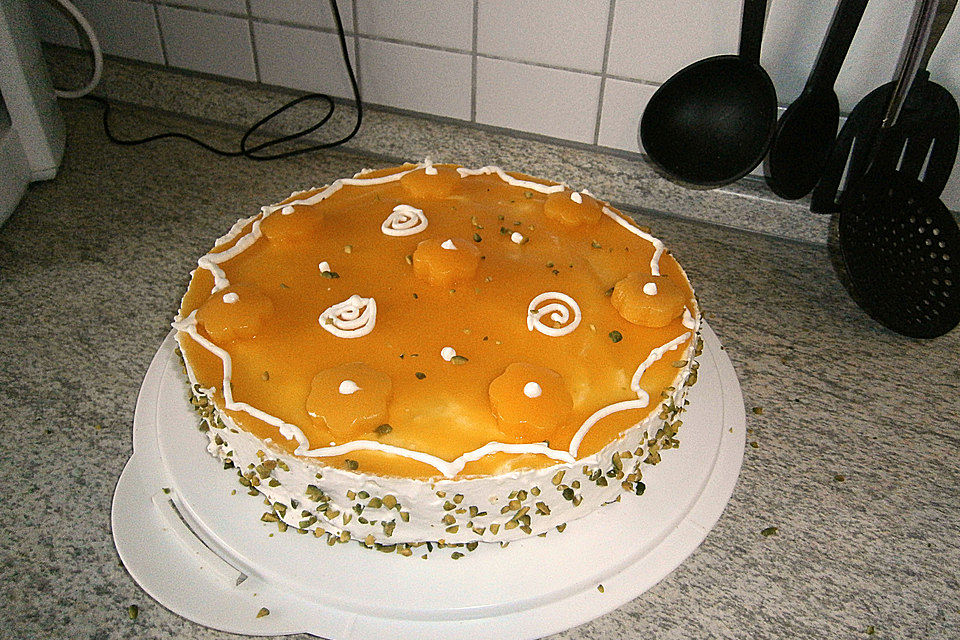 Pfirsichtorte mit Joghurtcreme