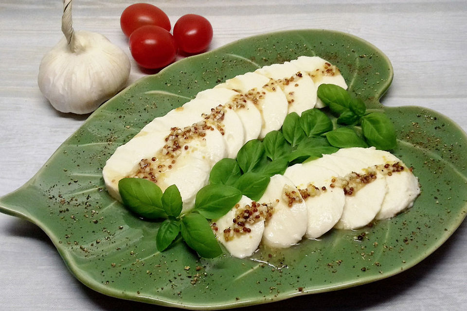 Marinierter Mozzarella