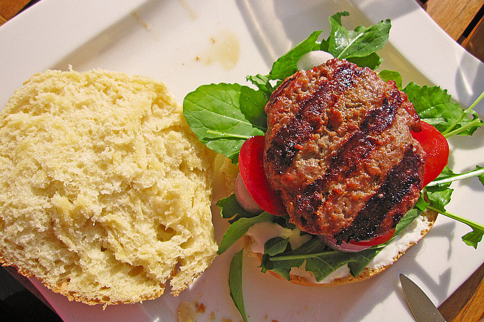 Leckere Tatar-Burger