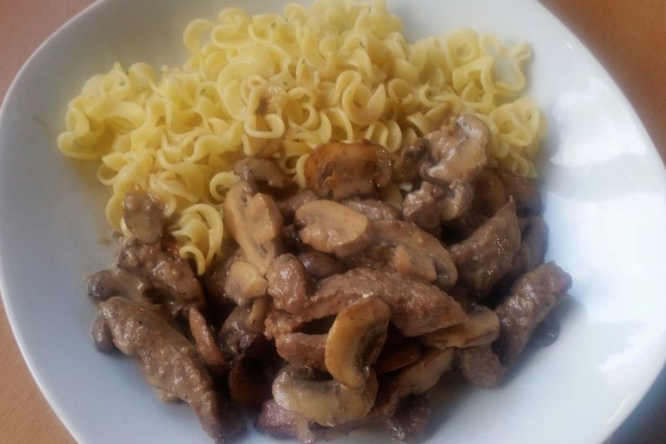 Lebergeschnetzeltes mit Steinpilzen