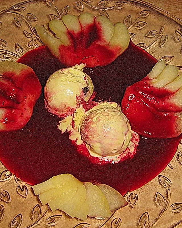 Riesling - Äpfel mit Brombeersauce und Walnusseis