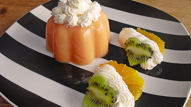 Hohes C-Pudding von Brathähnchen Hohes C-Pudding von Brathähnchen