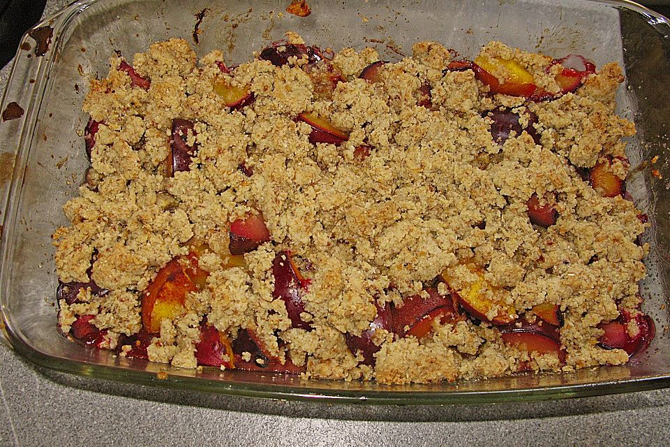 Plum Crumble