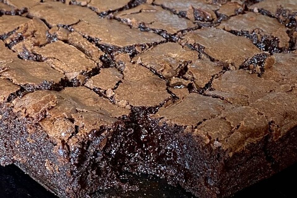 Chewy Fudge Brownies