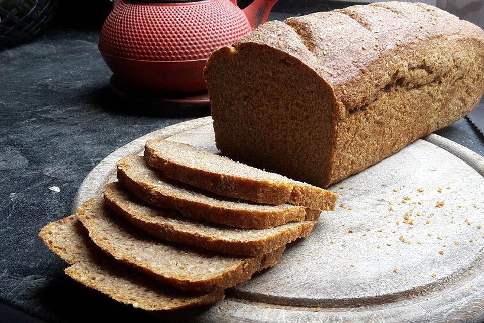 Vollkornbrot mit Sauerteig