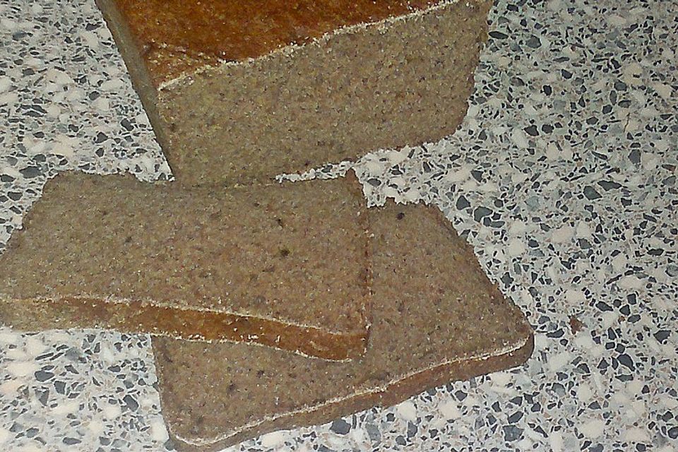 Vollkornbrot mit Sauerteig