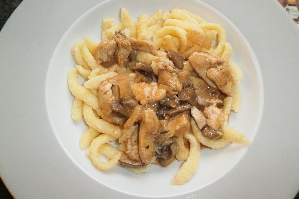 Hähnchengeschnetzeltes mit Champignons