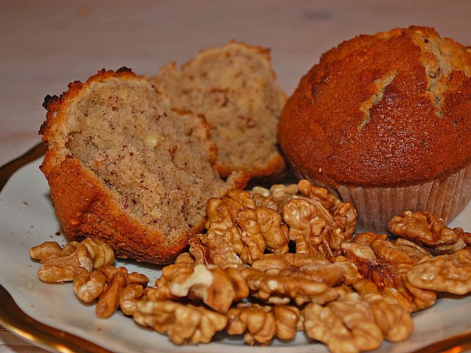 Vier Nuss-Muffin von Terpsychore| Chefkoch