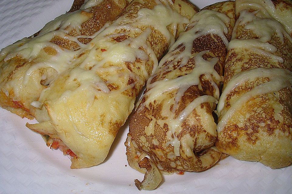 Crespelle mit Tomate und Mozzarella