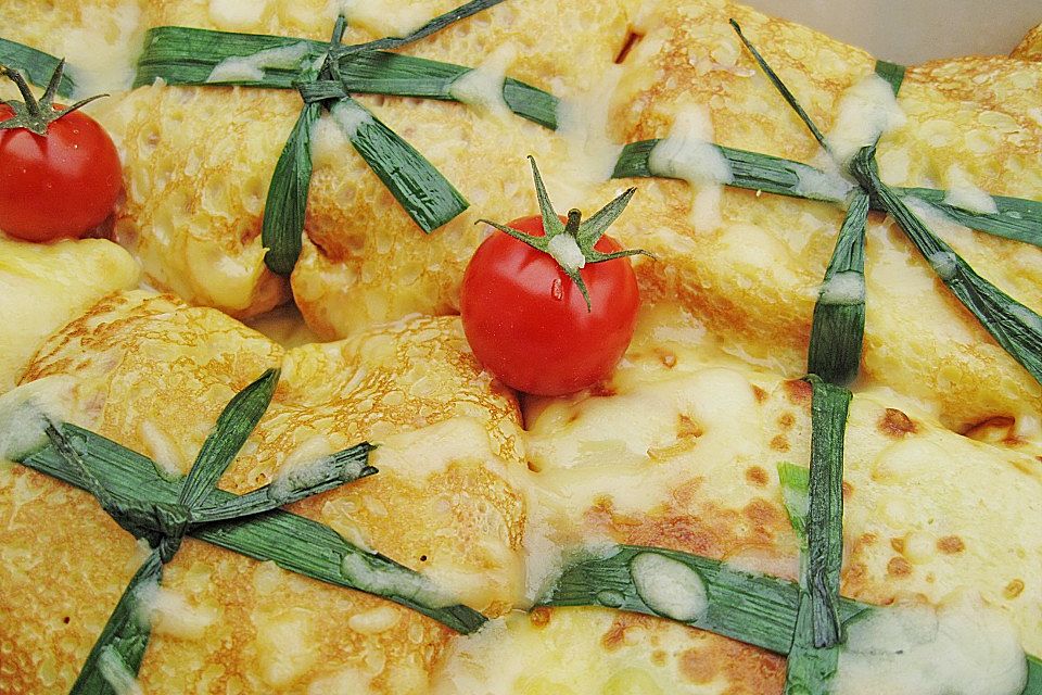 Crespelle mit Tomate und Mozzarella