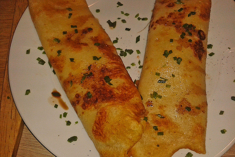 Crespelle mit Tomate und Mozzarella