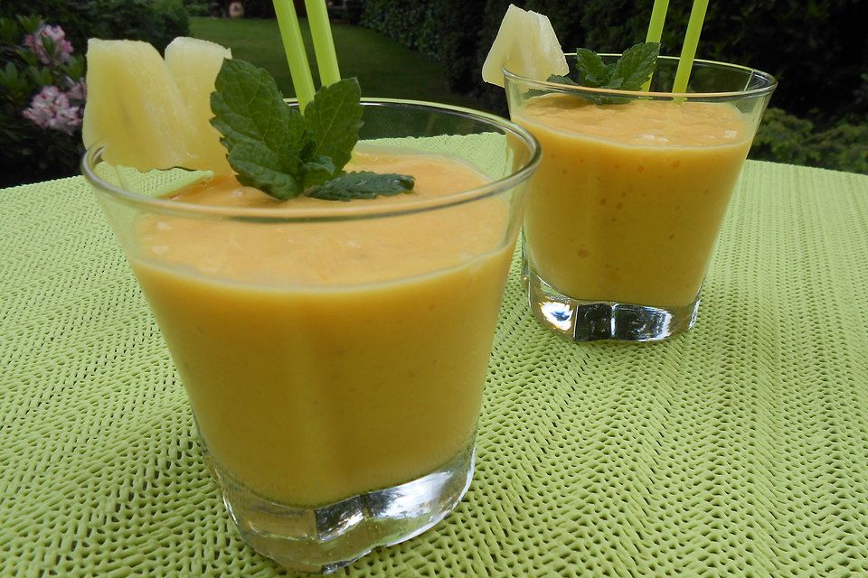 Tropischer Mango-Smoothie