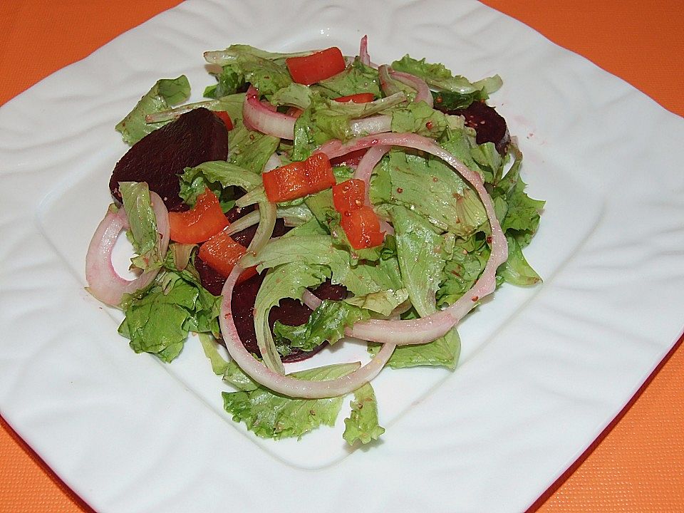 Blattsalat mit roter Bete von SchmackoFatz3| Chefkoch