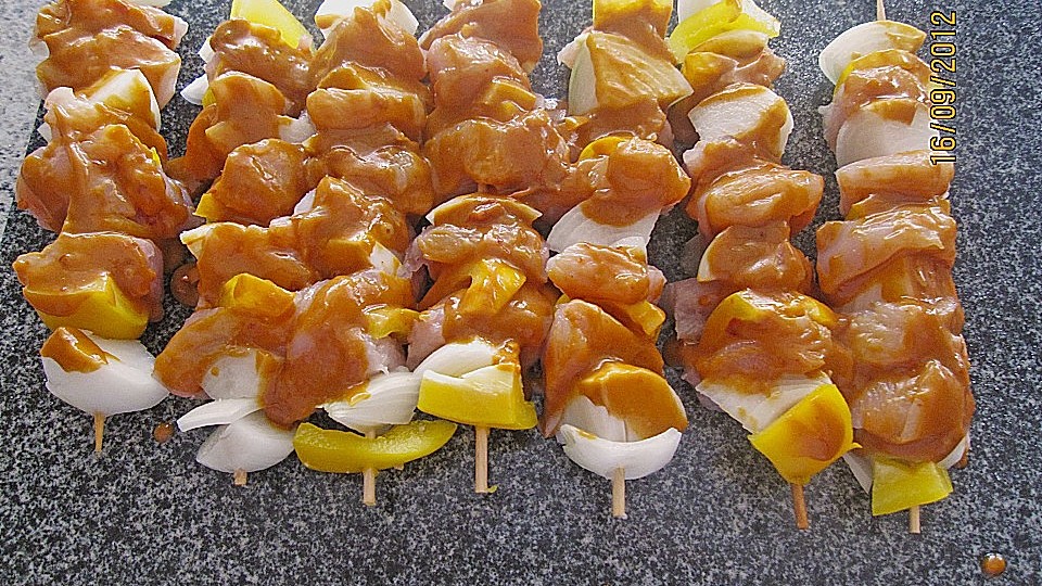 Erdnusssoße (blitzschnell zubereitet) von knoedelmaus| Chefkoch