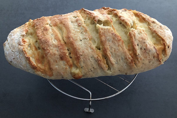 Das perfekte Brot zum Grillen mit Parmesan-Knoblauch-Füllung von snowy ...