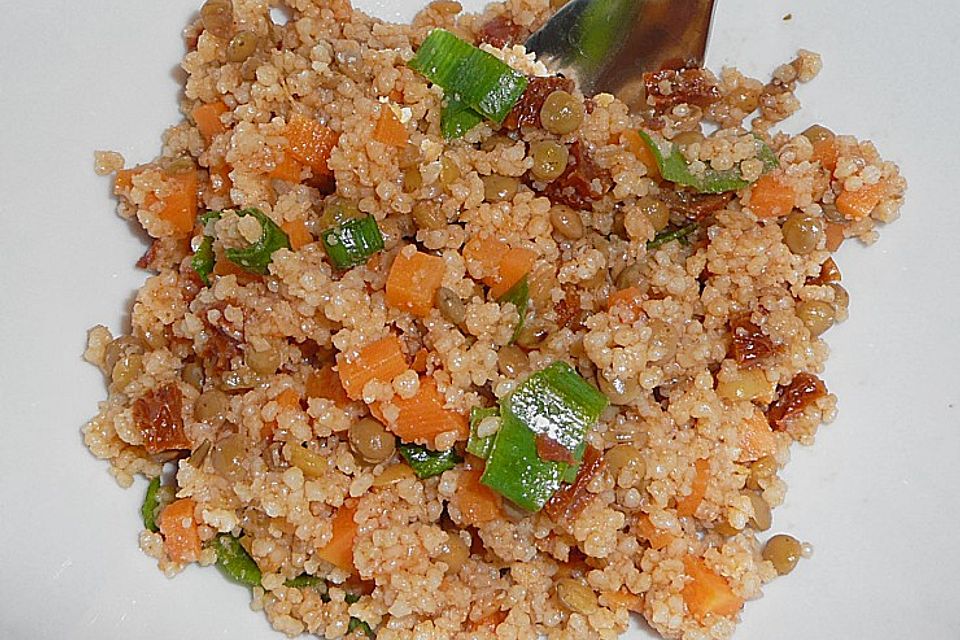 Couscous-Salat mit Linsen