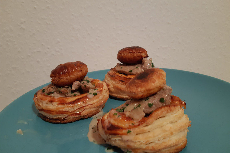 Kalbsgeschnetzeltes in Blätterteigpastetchen