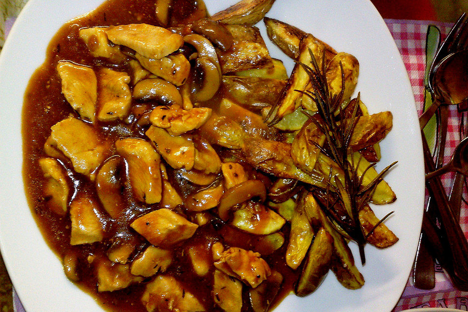 Putengeschnetzeltes mit Champignons und Thymian