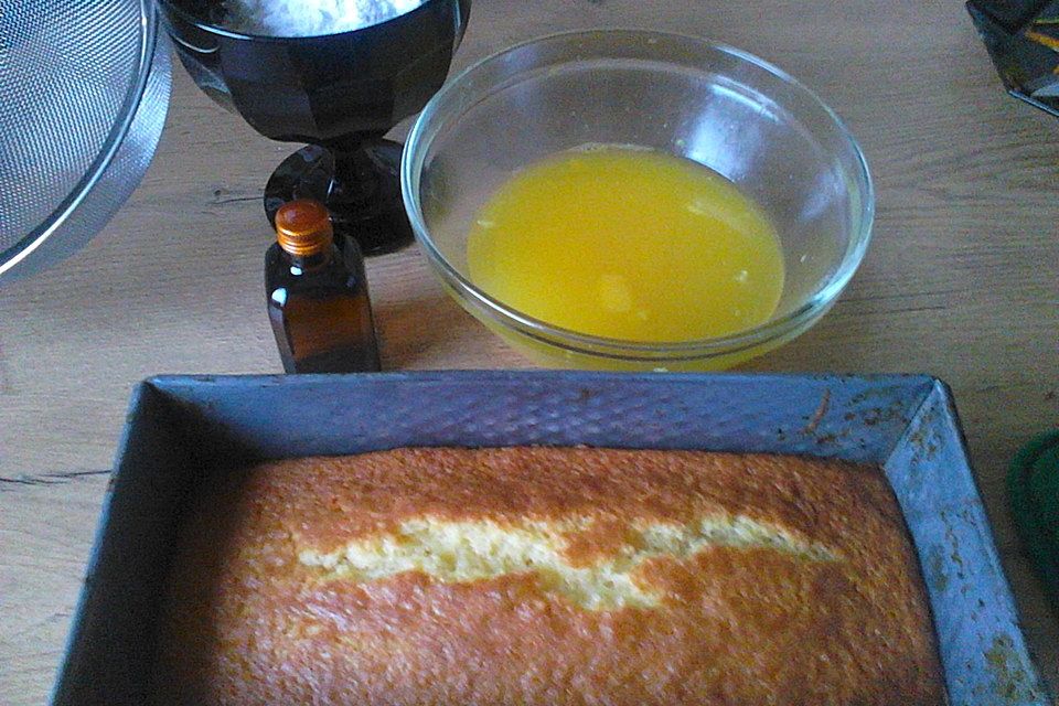 Getränkter Orangenkuchen