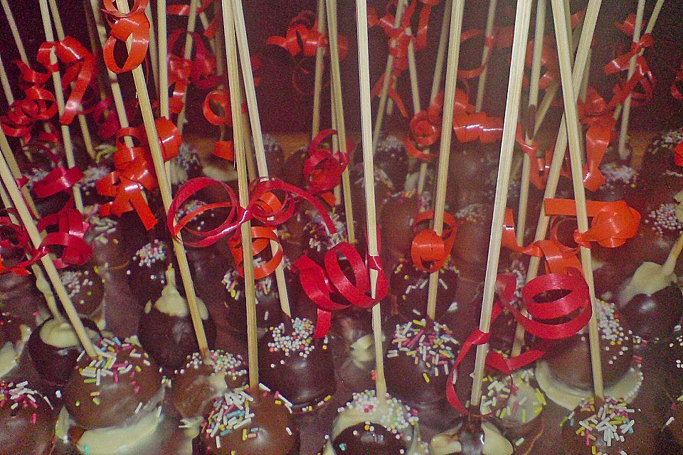 Chocolate Cupcake Cake Pops