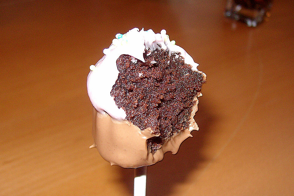 Chocolate Cupcake Cake Pops