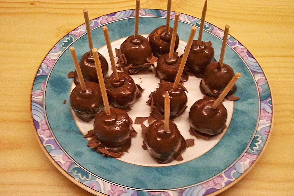 Chocolate Cupcake Cake Pops