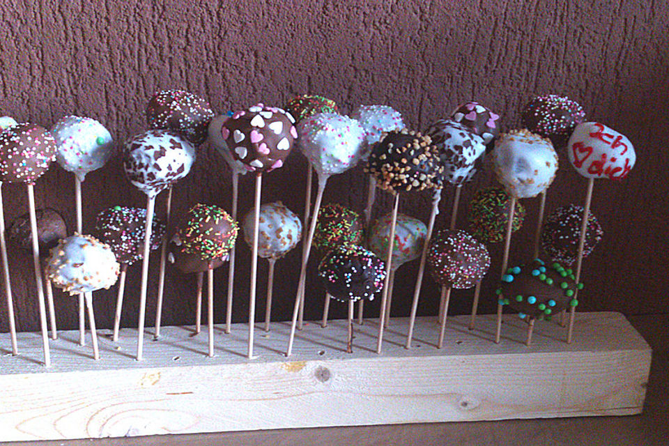 Chocolate Cupcake Cake Pops