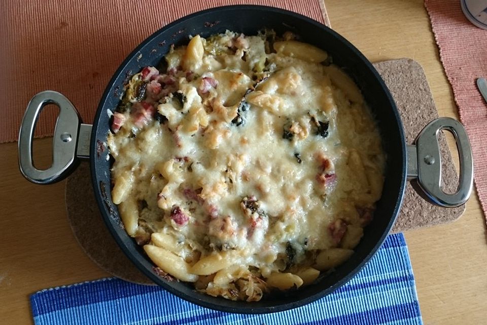 Schupfnudel-Wirsing-Gratin