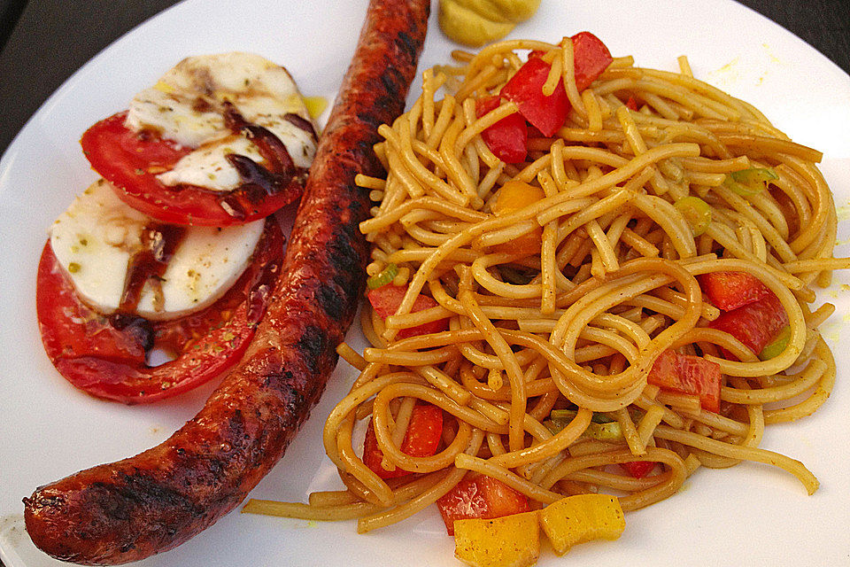 Spaghetti-Curry-Salat