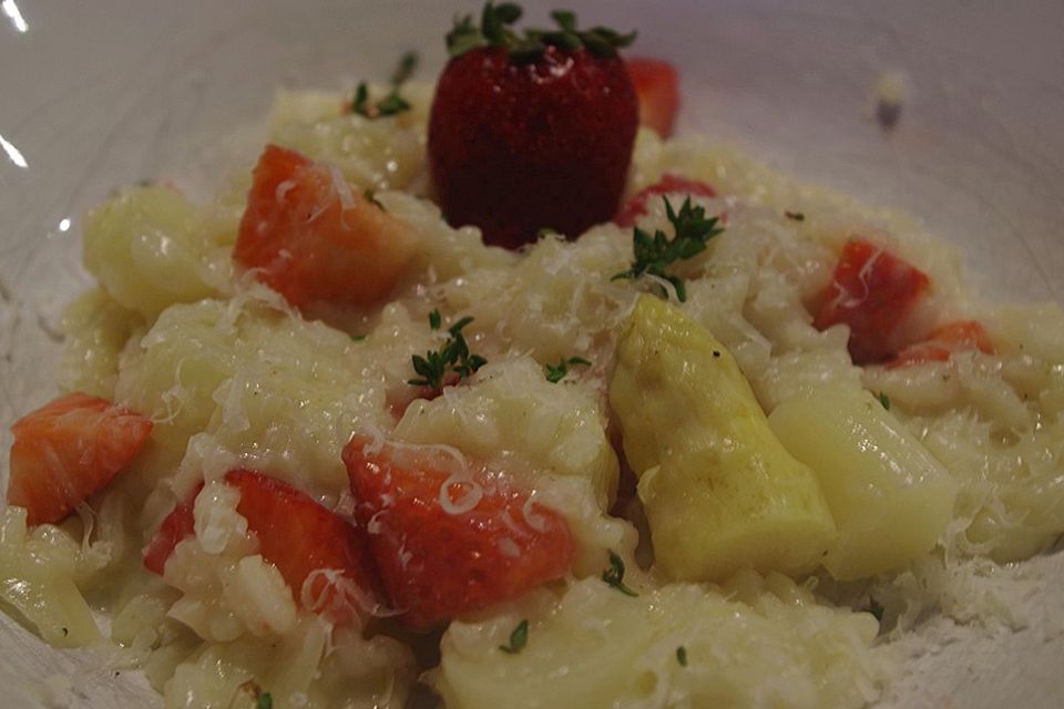 Spargel-Erdbeer-Risotto