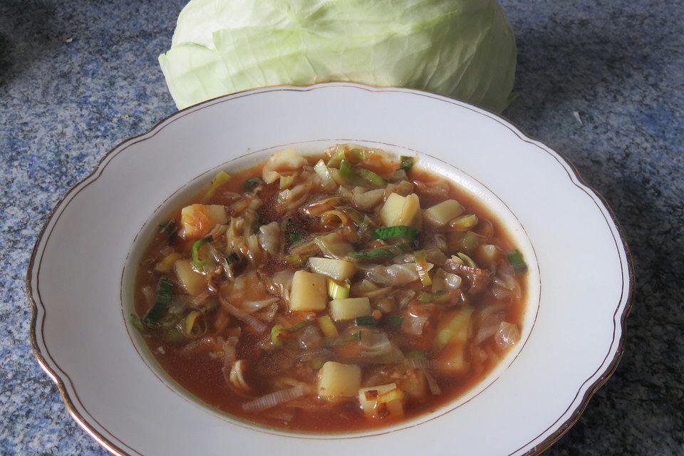 Emilys scharfe Kohlsuppe