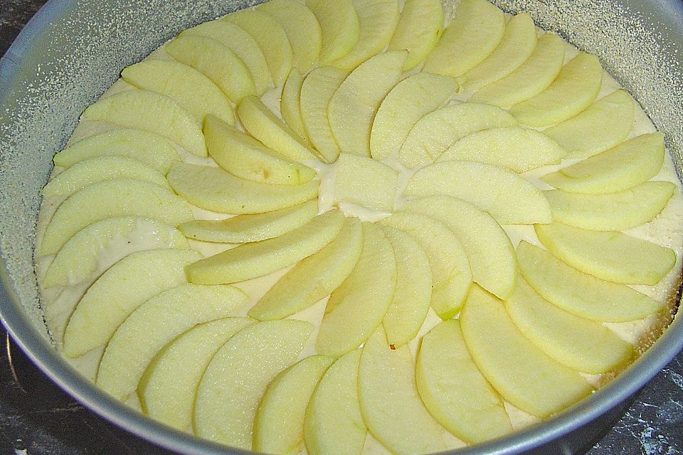 Einfacher versunkener Apfelkuchen
