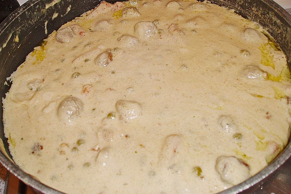 Hack-Erbsen-Karotten in leckerer Creme fraiche-Sauce