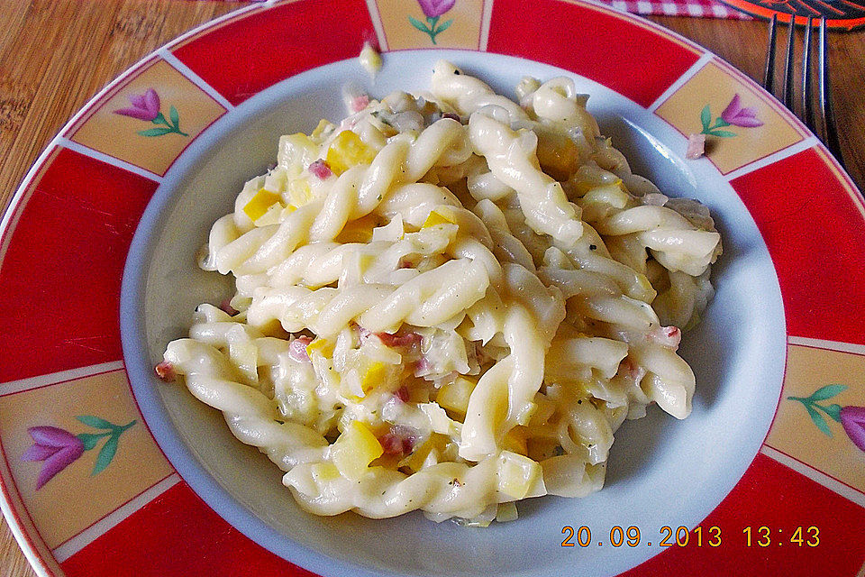 Die berühmten Zucchini-Frischkäse-Nudeln Die berühmten Zucchini-Frischkäse-Nudeln