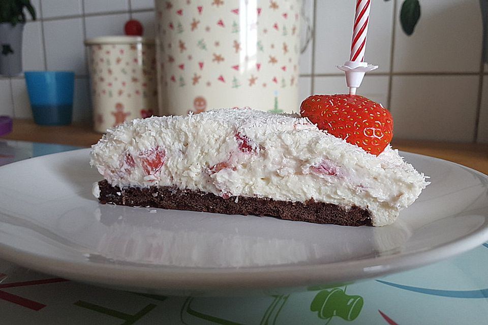 Erdbeer-Kokos-Torte