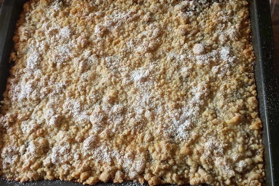 Apfelmus-Streusel-Blechkuchen