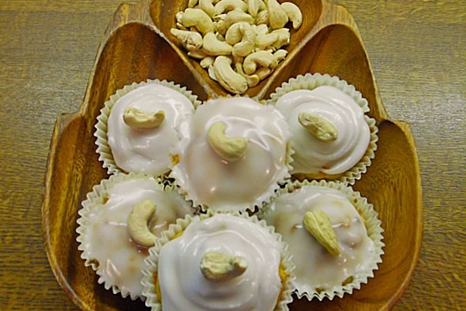 Kürbis-Cashew Muffins