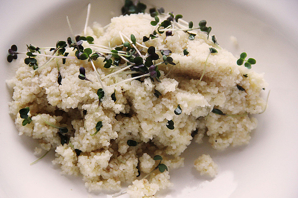 Zitronen-Couscous mit Kresse