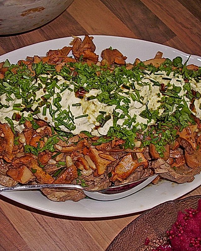 Gabis Salat von gebratenen Pfifferlingen mit Wasabicreme