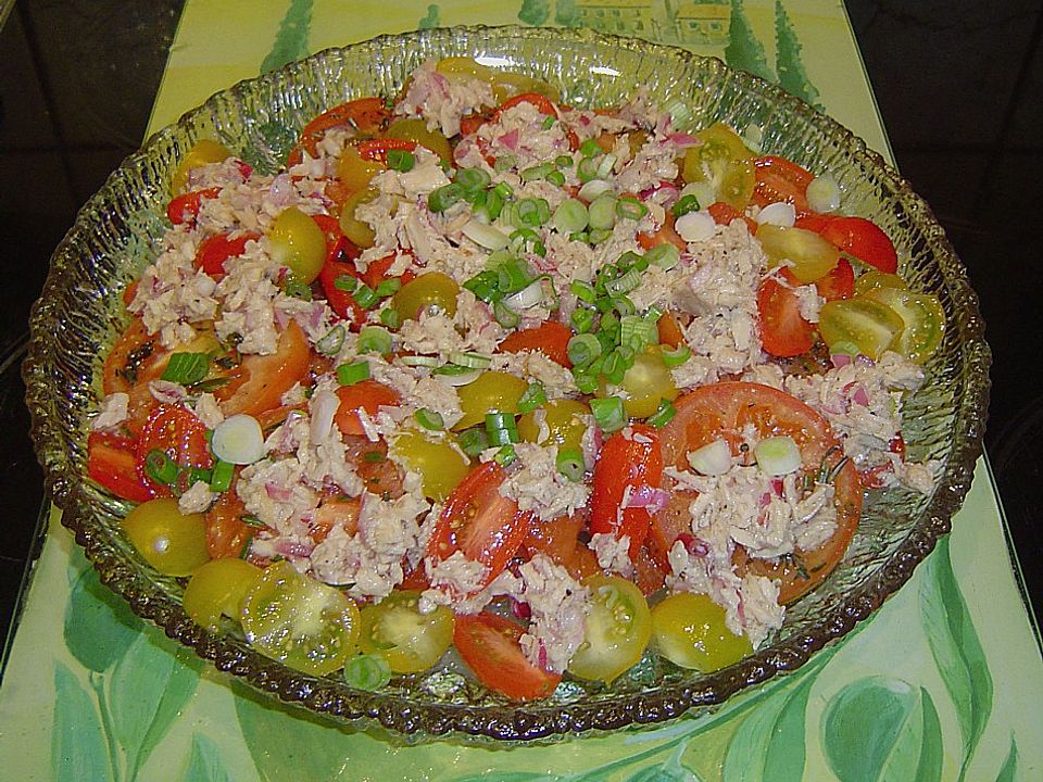 Tomatensalat mit Thunfischdressing von eufif1895| Chefkoch
