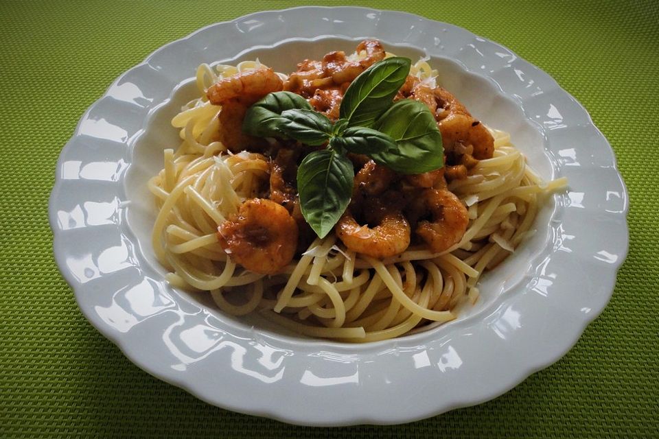 Spaghetti aglio olio e scampi